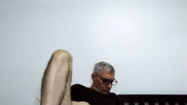 BIGUNCUTHARDCOCK online show from March 8, 2026, 2:04 am