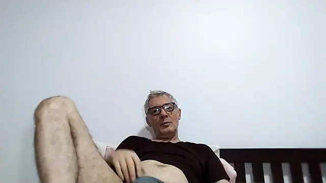 BIGUNCUTHARDCOCK online show from February 14, 2026, 1:28 am