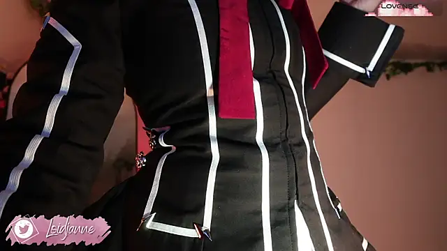 Snapshot of loIijanne chatting on November 6, 2025, 12:14 am loIijanne online show from November 6, 2025, 12:14 am