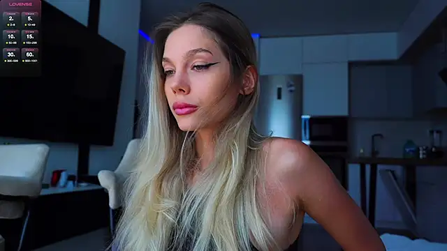 Snapshot of blackbunny_23 chatting on September 15, 2025, 9:21 am blackbunny 23 online show from September 15, 2025, 9:21 am