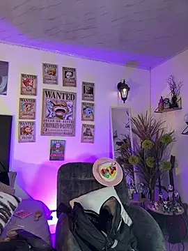 Aliceowenn online show from February 12, 2026, 6:40 pm