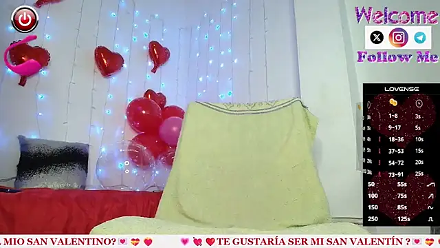 Snapshot of SofiaMadisson chatting on February 14, 2025, 5:25 pm SofiaMadisson online show from February 14, 2025, 5:25 pm