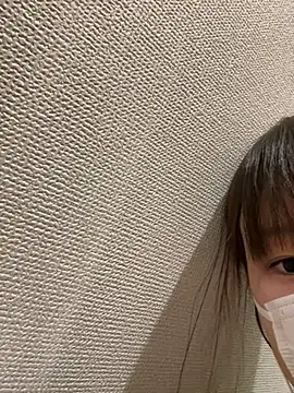 Snapshot of hi---chan- chatting on March 14, 2025, 1:13 pm hi---chan- online show from March 14, 2025, 1:13 pm