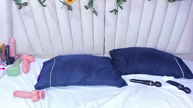 Snapshot of Cristal_horny69 chatting on March 13, 2025, 6:48 am Cristal horny69 online show from March 13, 2025, 6:48 am