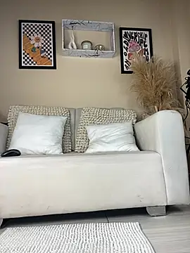 Snapshot of Sweetie_Arianna chatting on February 7, 2026, 4:42 am Sweetie Arianna online show from February 7, 2026, 4:42 am