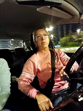 Snapshot of blondyruby chatting on February 15, 2026, 6:29 pm blondyruby online show from February 15, 2026, 6:29 pm