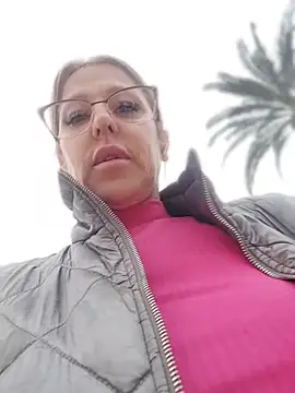 Snapshot of blondyruby chatting on March 2, 2026, 5:42 pm blondyruby online show from March 2, 2026, 5:42 pm