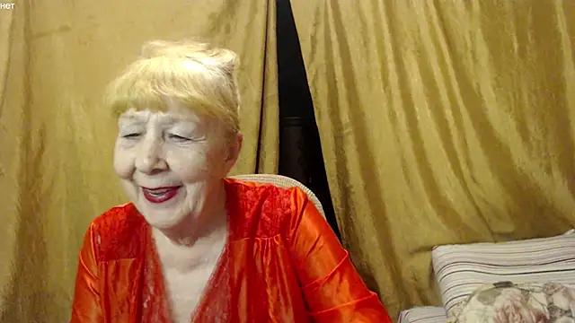 Snapshot of _Estelitta_5 chatting on October 16, 2025, 5:32 pm Estelitta 5 online show from October 16, 2025, 5:32 pm
