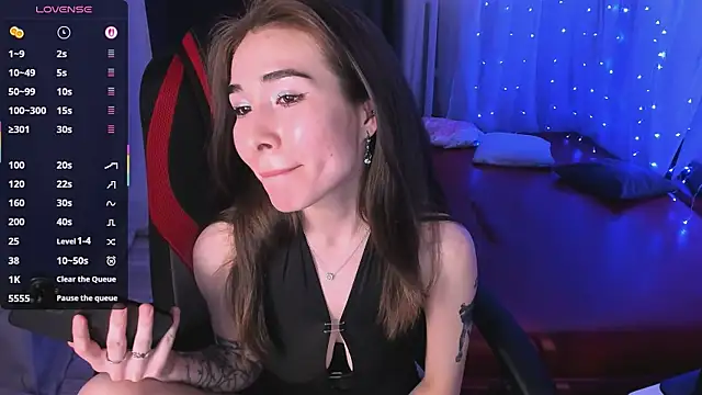 Snapshot of ashleyro1 chatting on February 15, 2026, 1:43 pm ashleyro1 online show from February 15, 2026, 1:43 pm