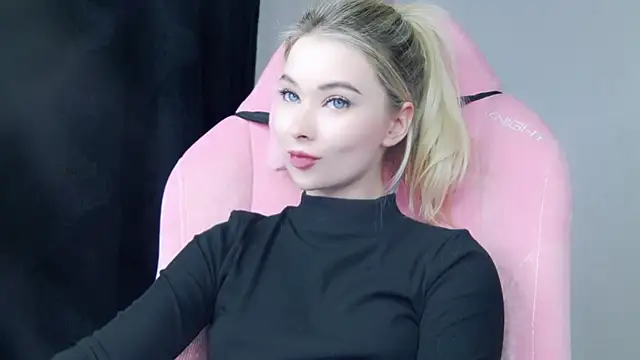 Snapshot of Haters__ chatting on November 26, 2025, 9:04 pm Haters online show from November 26, 2025, 9:04 pm