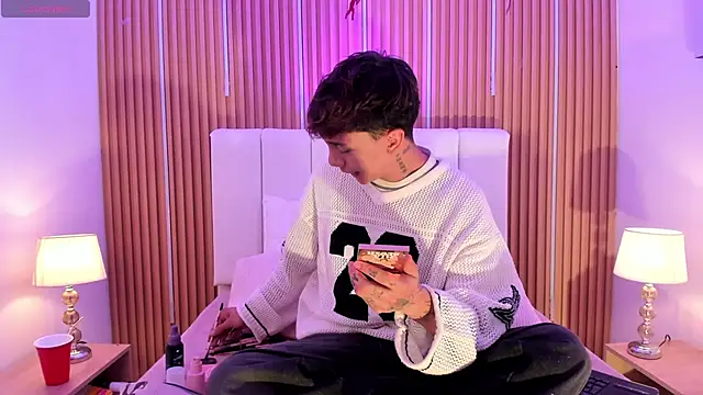 Tomy Rox online show from February 19, 2026, 8:50 pm