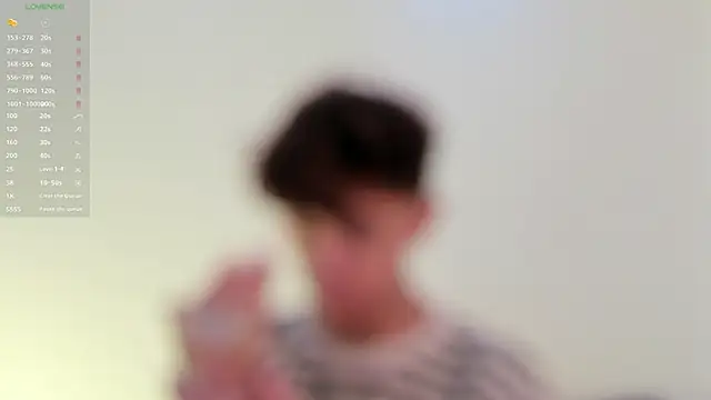 Snapshot of Tomy_Rox chatting on February 15, 2025, 8:01 pm Tomy Rox online show from February 15, 2025, 8:01 pm