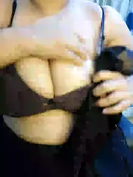 Snapshot of Adiba_2 chatting on October 17, 2025, 10:00 pm Adiba 2 online show from October 17, 2025, 10:00 pm