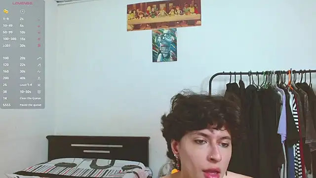 Snapshot of timmyhotmilk chatting on October 19, 2025, 10:07 am timmyhotmilk online show from October 19, 2025, 10:07 am