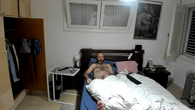 CTPuIITu3 online show from March 17, 2025, 12:42 am