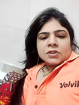 Snapshot of Husnpari20 chatting on February 6, 2025, 12:37 pm Husnpari20 online show from February 6, 2025, 12:37 pm