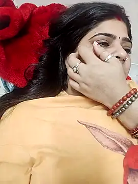 Snapshot of Husnpari20 chatting on February 20, 2025, 6:35 pm Husnpari20 online show from February 20, 2025, 6:35 pm