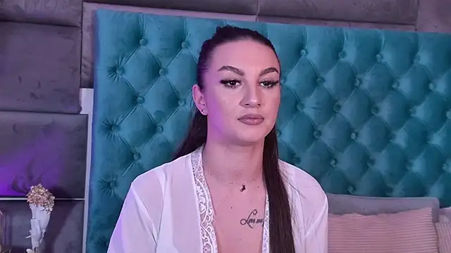 SecretSienna online show from January 10, 2026, 7:04 am