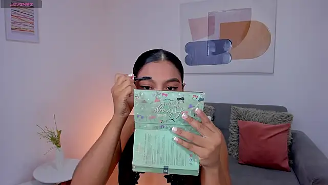 amandaconner online show from April 21, 2026, 10:22 am