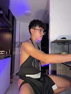 Snapshot of Angel_esteban_fx chatting on February 26, 2026, 4:45 am Angel esteban fx online show from February 26, 2026, 4:45 am