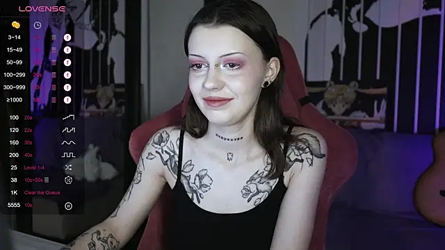 Snapshot of prettybones chatting on December 29, 2024, 6:45 am prettybones online show from December 29, 2024, 6:45 am