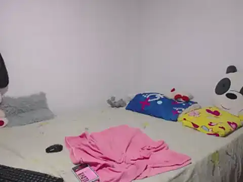 Stepmom slut 50 online show from March 9, 2025, 11:25 pm