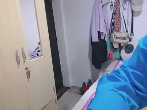 Stepmom slut 50 online show from March 22, 2025, 11:53 pm