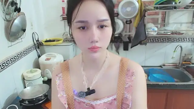 Snapshot of Babysex-2k chatting on November 5, 2025, 3:20 am Babysex-2k online show from November 5, 2025, 3:20 am