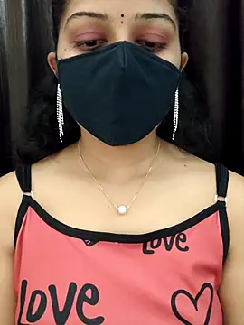 Angleannie online show from April 19, 2026, 8:22 pm