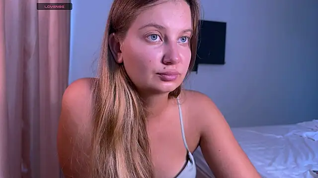 Femdom Lola online show from June 16, 2026, 3:06 am