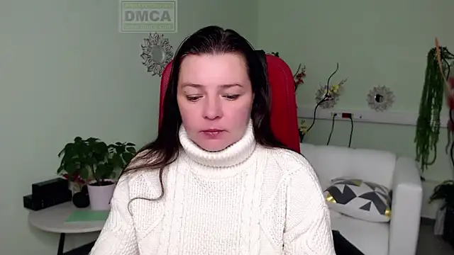 Snapshot of Lily_flower7 chatting on October 29, 2025, 2:54 am Lily flower7 online show from October 29, 2025, 2:54 am