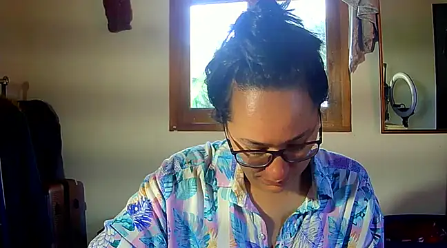 Snapshot of brittanycheeks chatting on December 4, 2024, 7:50 pm brittanycheeks online show from December 4, 2024, 7:50 pm