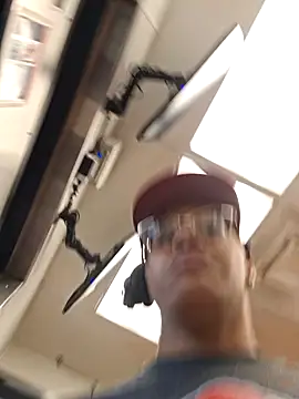 Snapshot of samone9 chatting on January 18, 2025, 8:30 pm samone9 online show from January 18, 2025, 8:30 pm