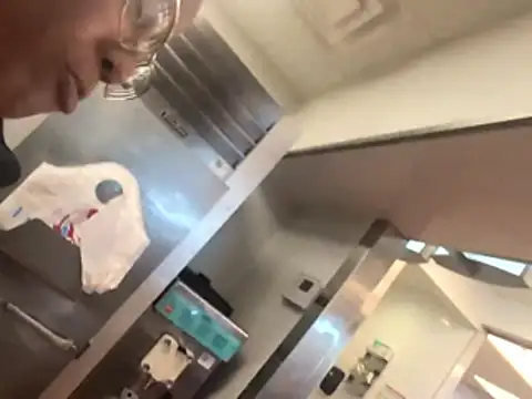 samone9 online show from February 8, 2026, 9:12 pm