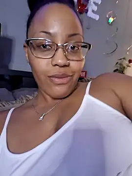 Snapshot of samone9 chatting on February 19, 2025, 3:50 am samone9 online show from February 19, 2025, 3:50 am