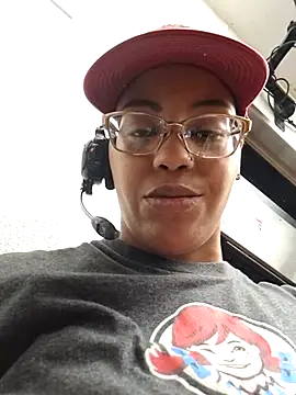 Snapshot of samone9 chatting on March 7, 2025, 12:15 am samone9 online show from March 7, 2025, 12:15 am