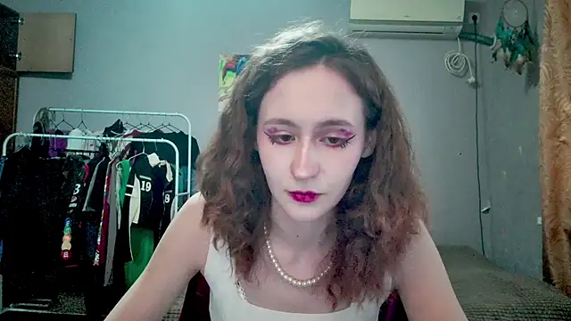 JoannaTompson online show from September 18, 2025, 3:09 am