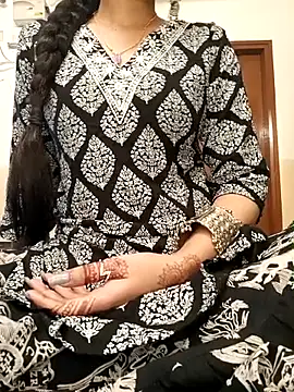 Ruchi-34 online show from April 6, 2026, 4:46 am