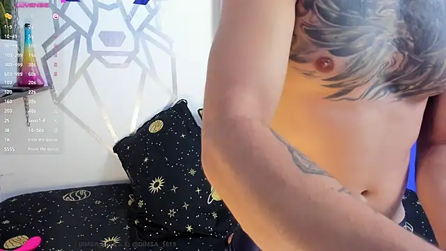 Snapshot of Aron-santoro chatting on February 8, 2025, 4:03 am Aron-santoro online show from February 8, 2025, 4:03 am