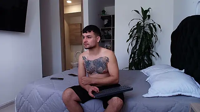 Aron-santoro online show from March 20, 2026, 5:03 pm