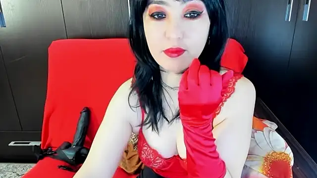 DaisyMun online show from April 12, 2026, 4:16 am