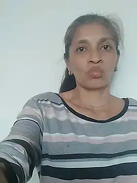 soltrinidad online show from March 7, 2025, 9:48 pm