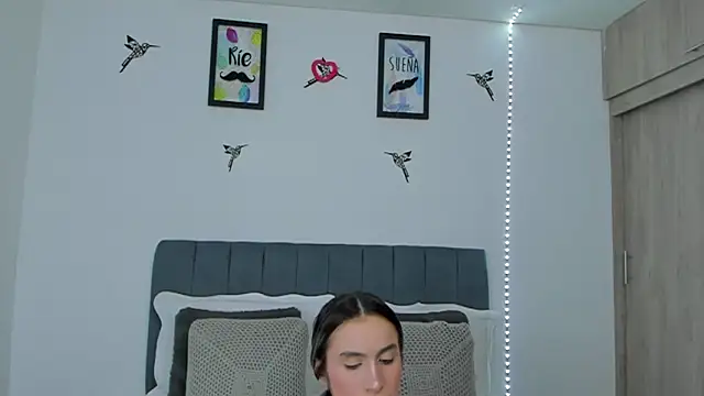 im sarah34 online show from March 9, 2026, 9:07 pm