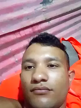 brayan7132 online show from September 20, 2025, 5:01 am