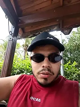 Snapshot of Naughty_Charly chatting on October 19, 2025, 7:16 pm Naughty Charly online show from October 19, 2025, 7:16 pm