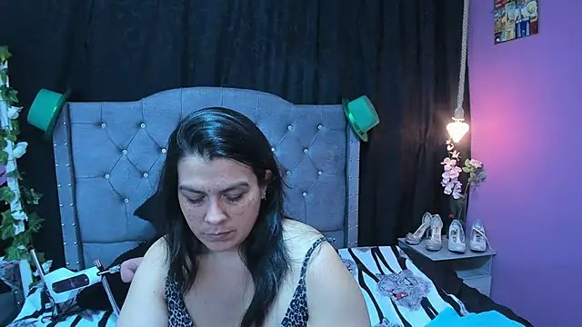 Snapshot of martina_foxy_ chatting on March 22, 2025, 6:14 pm martina foxy online show from March 22, 2025, 6:14 pm