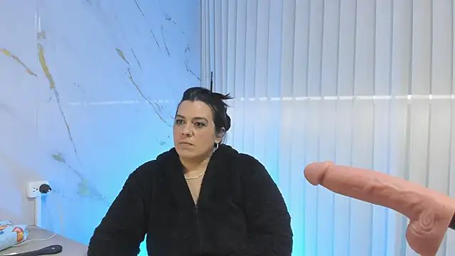 Snapshot of martina_foxy_ chatting on March 15, 2025, 9:27 pm martina foxy online show from March 15, 2025, 9:27 pm