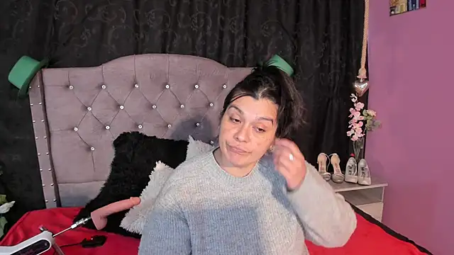 Snapshot of martina_foxy_ chatting on March 20, 2025, 7:35 pm martina foxy online show from March 20, 2025, 7:35 pm