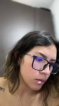 Snapshot of Mila_Morgan chatting on March 20, 2025, 2:19 am Mila Morgan online show from March 20, 2025, 2:19 am