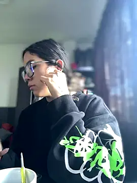 Mila Morgan online show from November 28, 2025, 2:50 pm